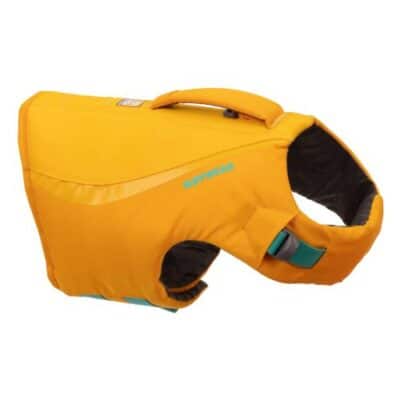 Keep your dog safe in water with ruffwear K9 float jacket